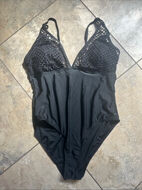 Black One-Piece Women's Swimsuit with Mesh Detail